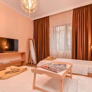  Apartment Dream - The Library - 3-bdr, 2-bthr By Flat Mаnager Bulgaria